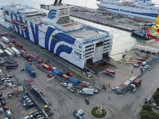 https://www.ferry-online.ch/wp-content/uploads/2024/06/Ferry-online-GNV-La-Superba-Brand-640x480.jpg